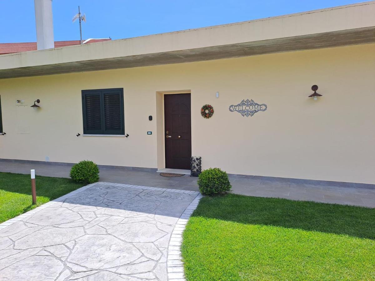 Bed & Breakfast La Campagna Di Peppe E Tullia Bed & Breakfast Formia Exterior photo