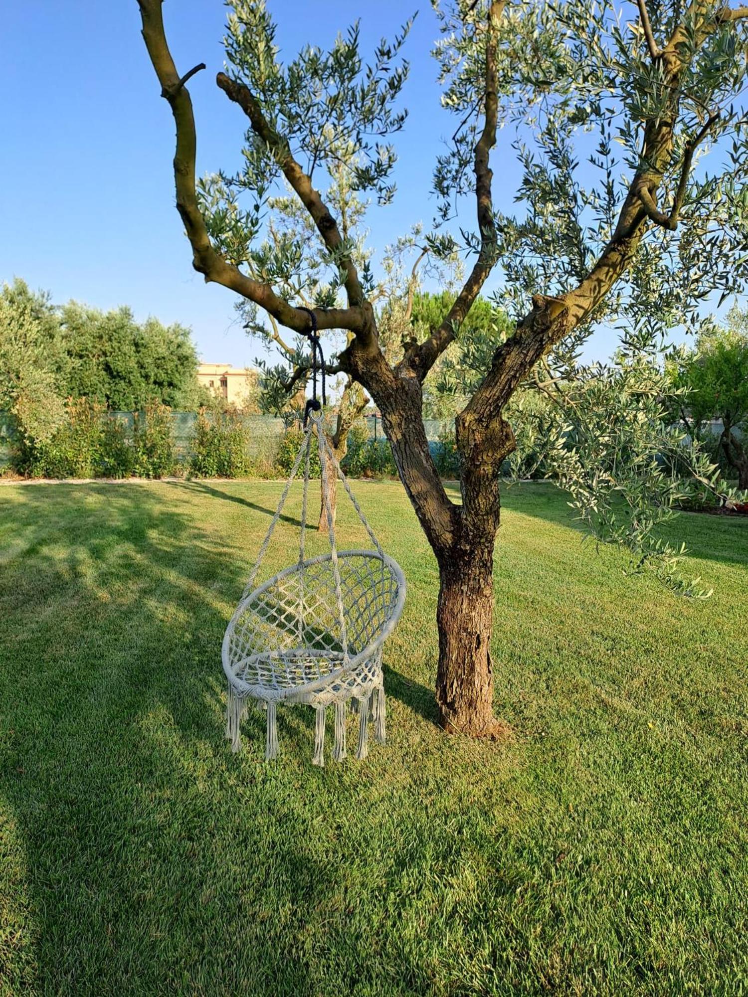 Bed & Breakfast La Campagna Di Peppe E Tullia Bed & Breakfast Formia Exterior photo